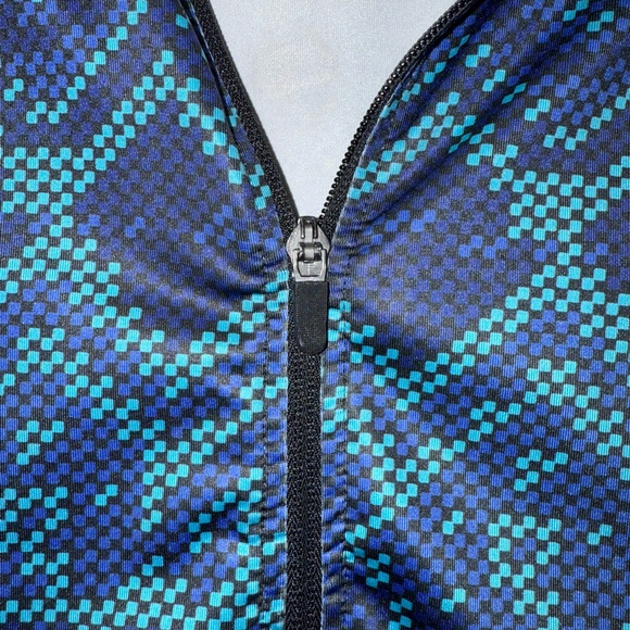 RBX Jacket. Zipper Front. Black with Geometric Blue Design. Large - Picture 3 of 4